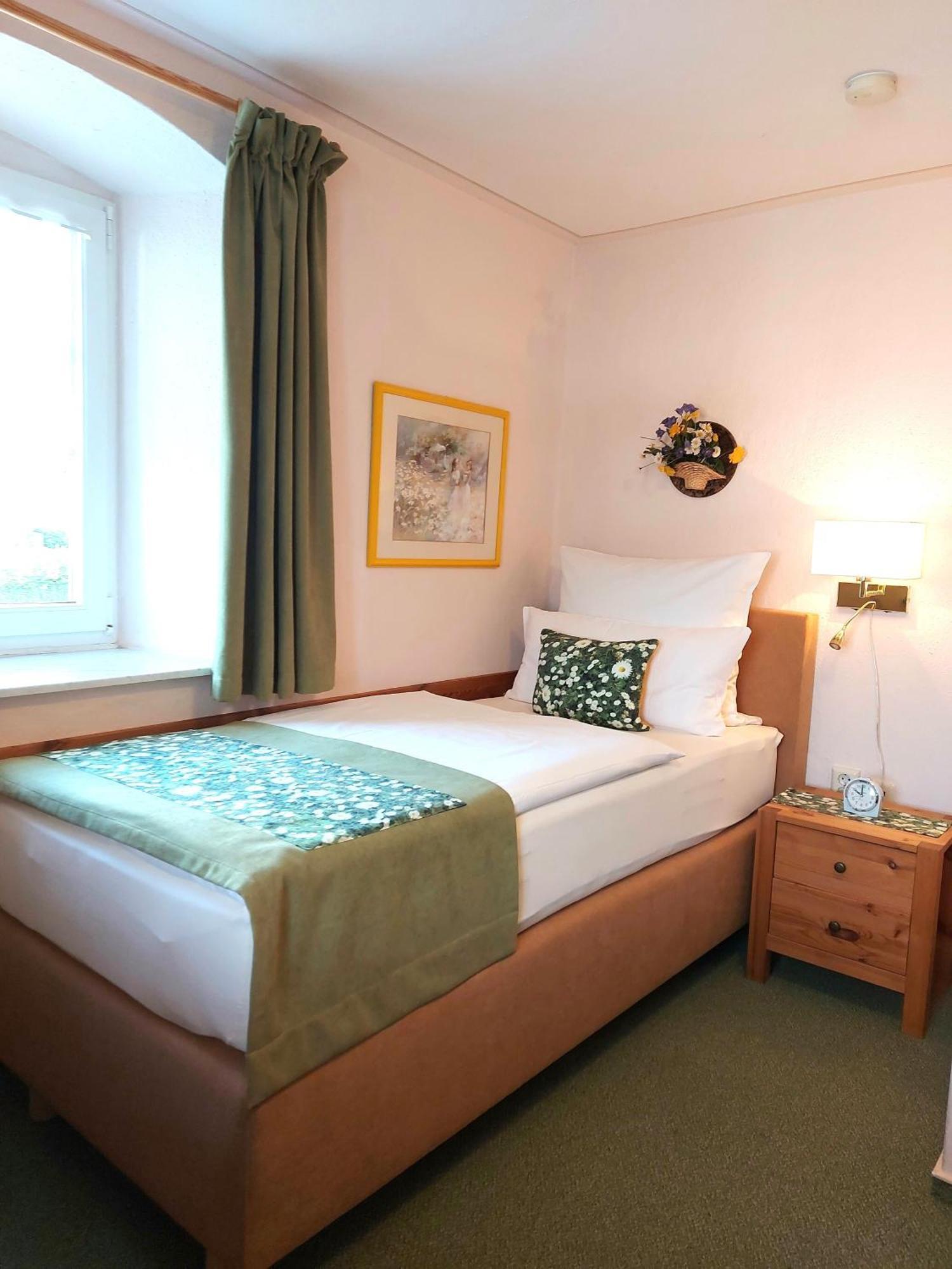 Logis L Auberge Gutshof Bischofswerda Extérieur photo