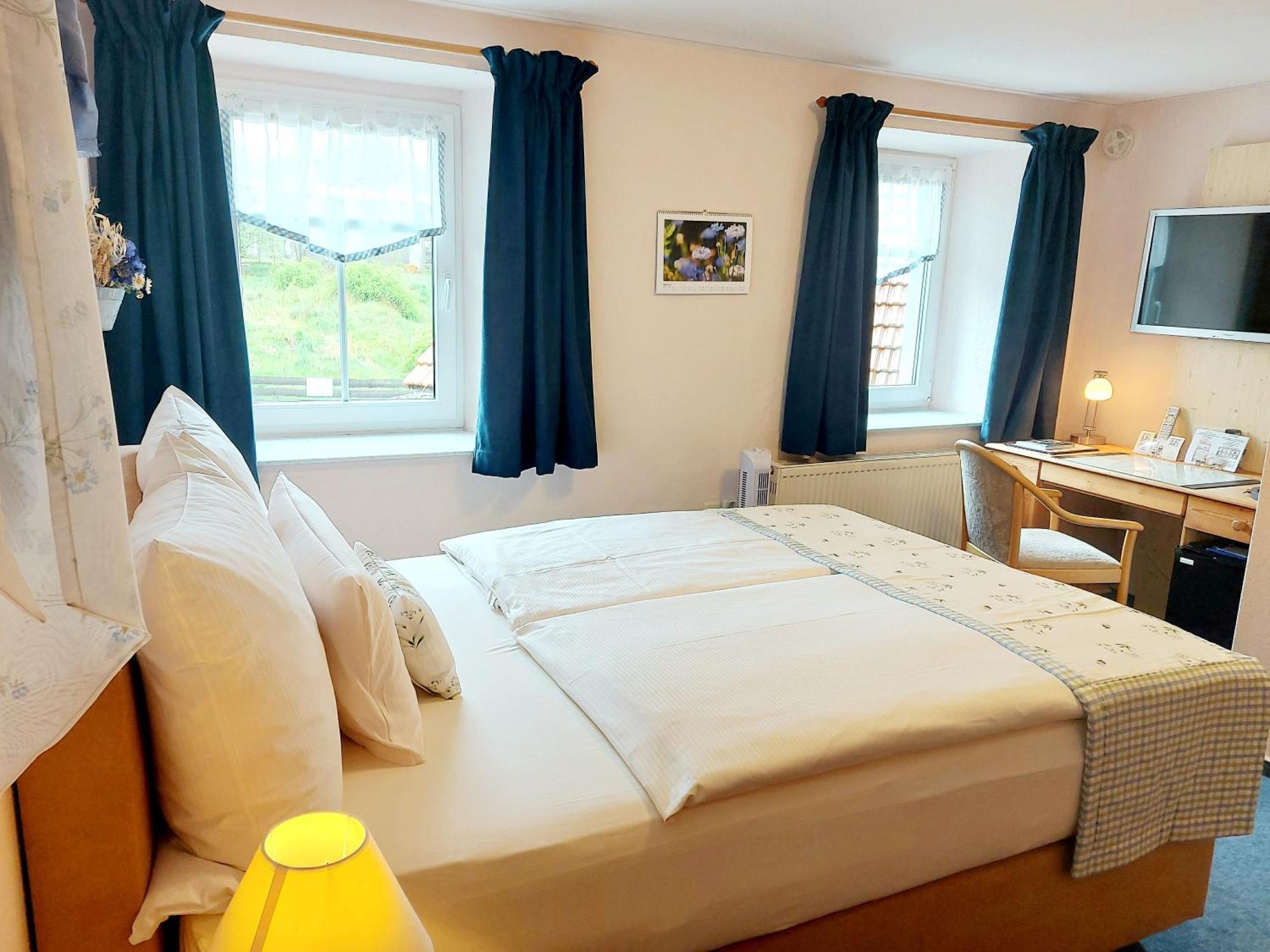 Logis L Auberge Gutshof Bischofswerda Extérieur photo